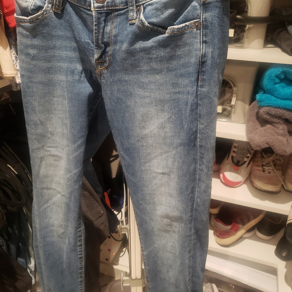 Lucky Brand low Rise jeans!!